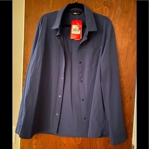 Men’s NorthFace dress/casual button down shirt